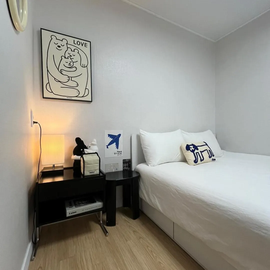 סיאול Stay Carpediem Hongdae 0*,  קוריאה הדרומית